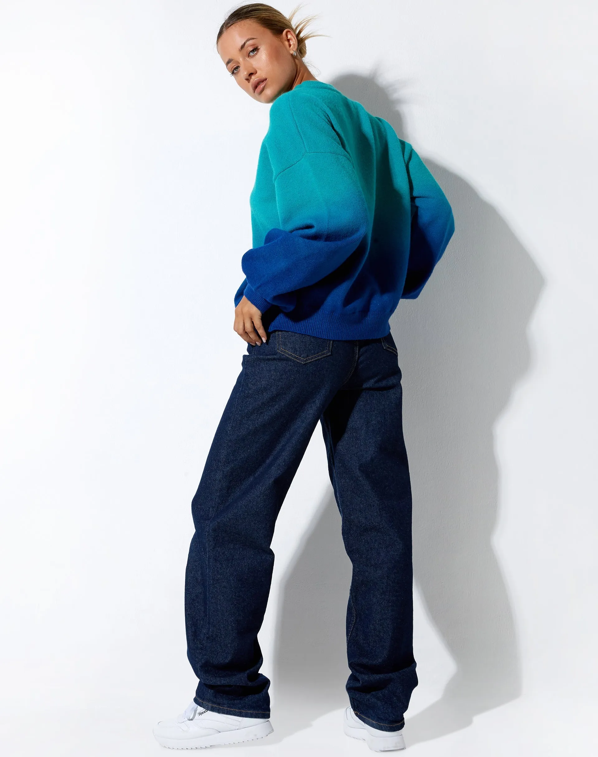 Akari Jumper in Gradient Blue