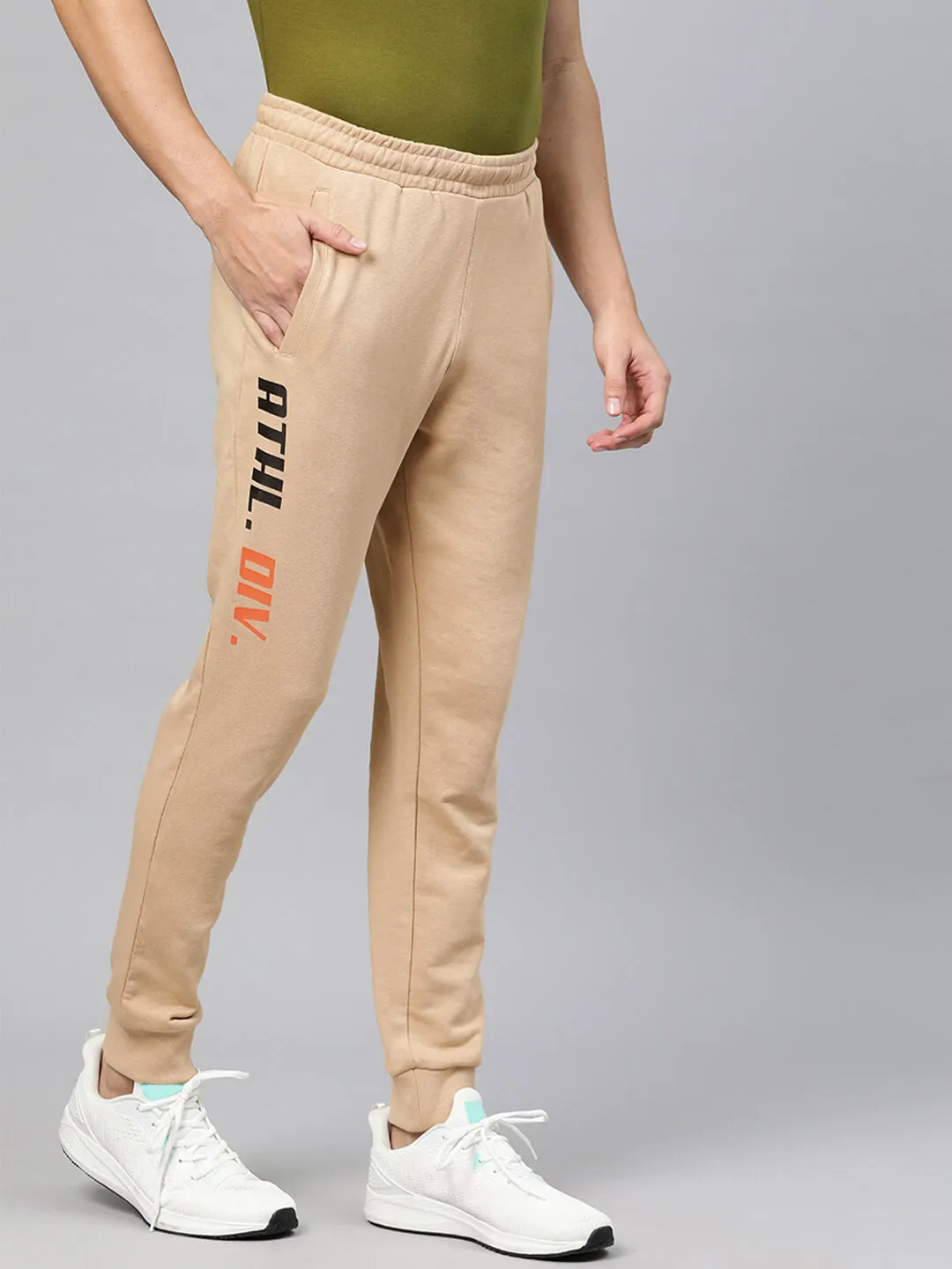 Alcis Men Typography Regular Fit Joggers