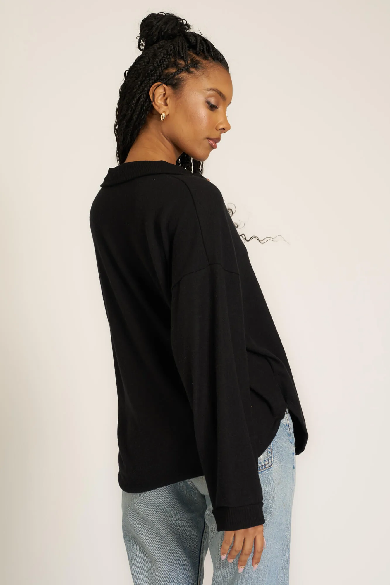 Chiara Cozy Collared Pullover - Black