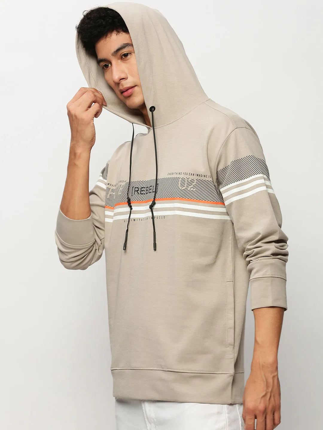 Men Beige Graphics Casual Sweatshirts