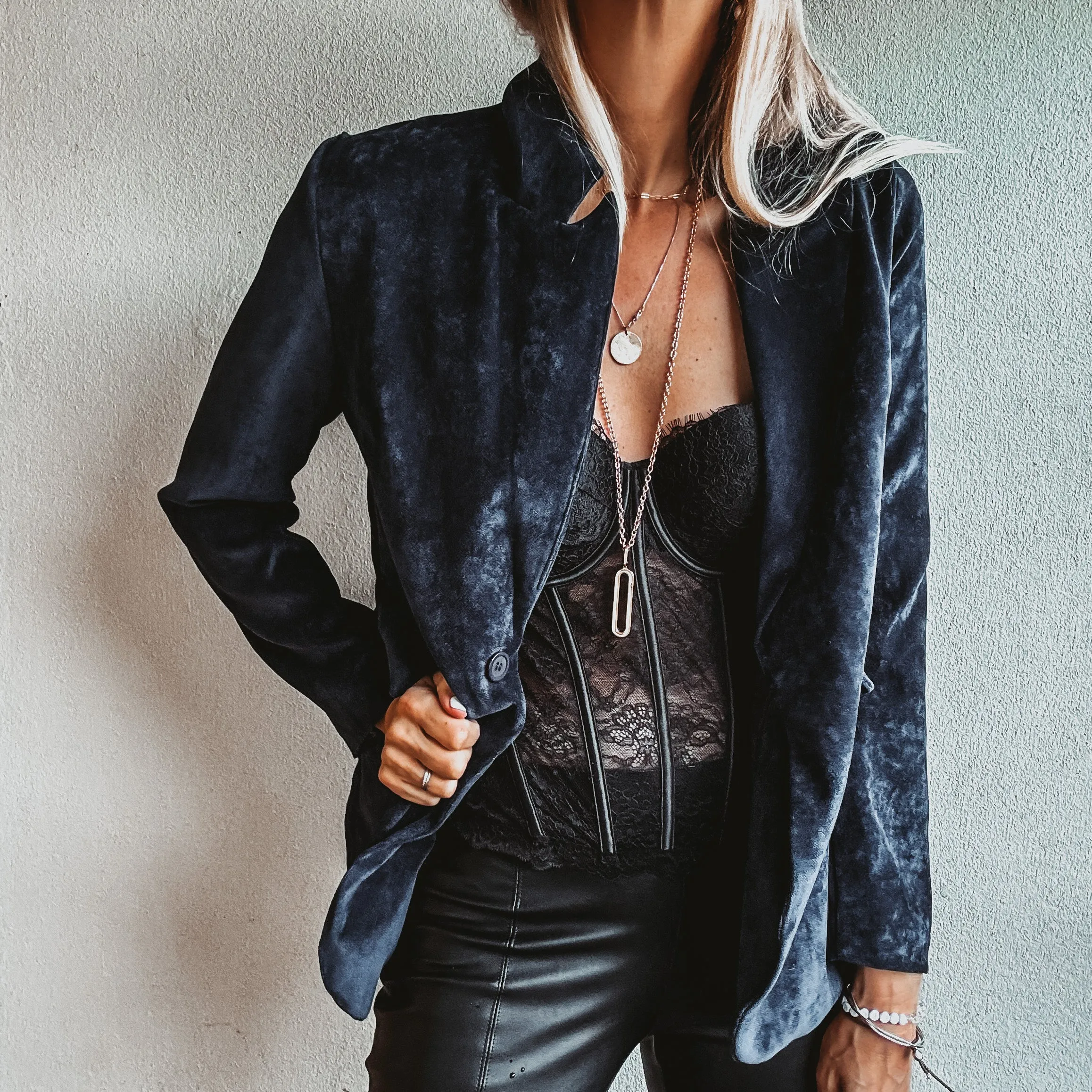 Navy Lyon velvet blazer *NEW*