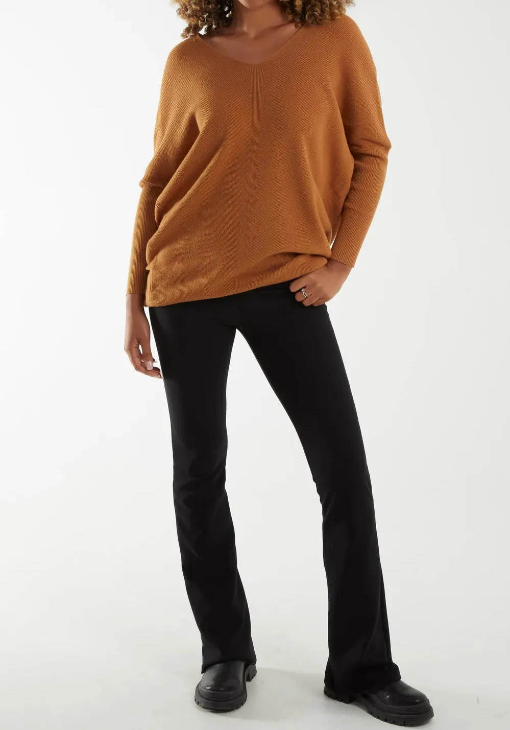 Plain V-Neck Fine Knit Long Line Jumper With A Leopard Bow Back Detail (3 Colours)