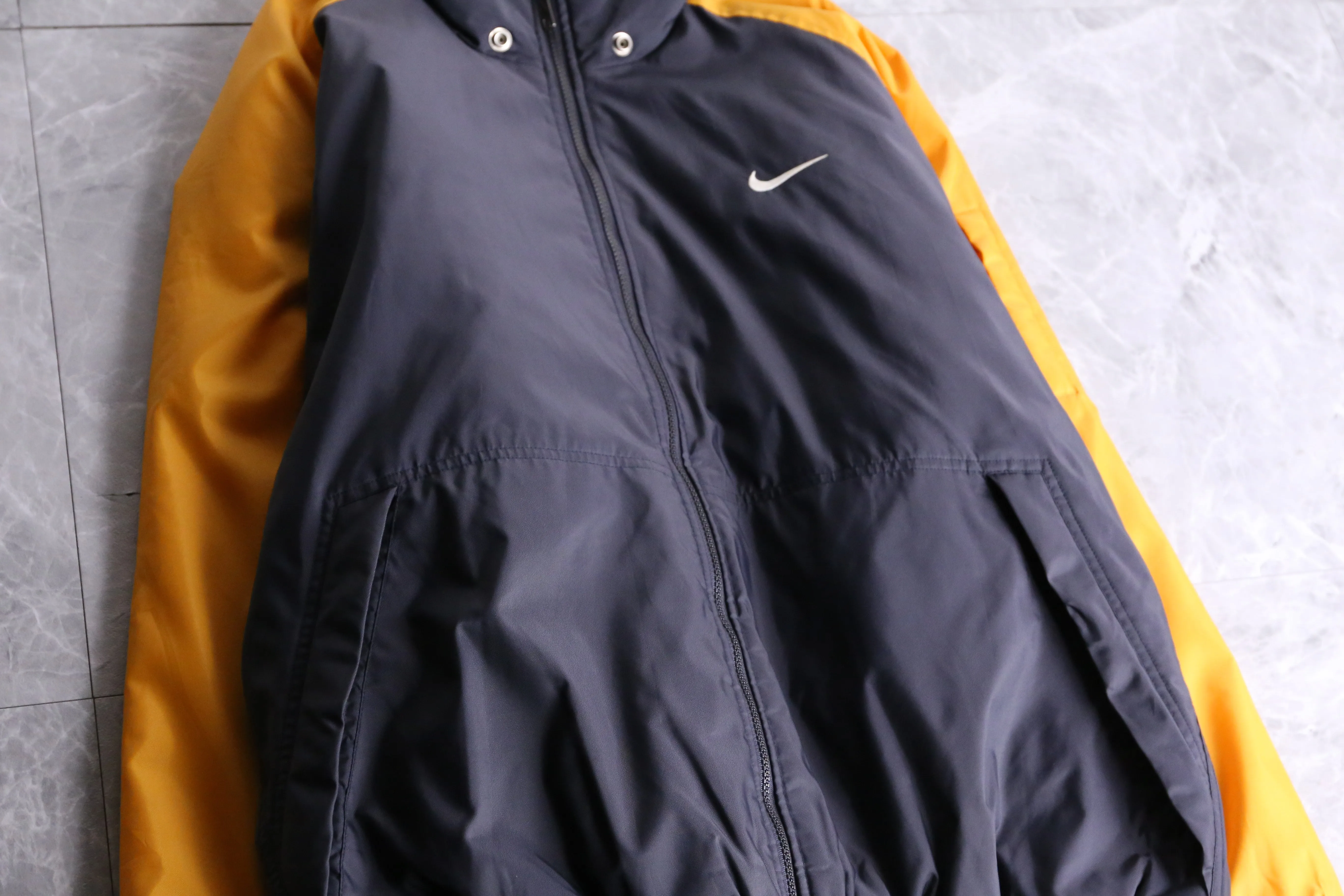 "NIKE" bi-color nylon track jacket