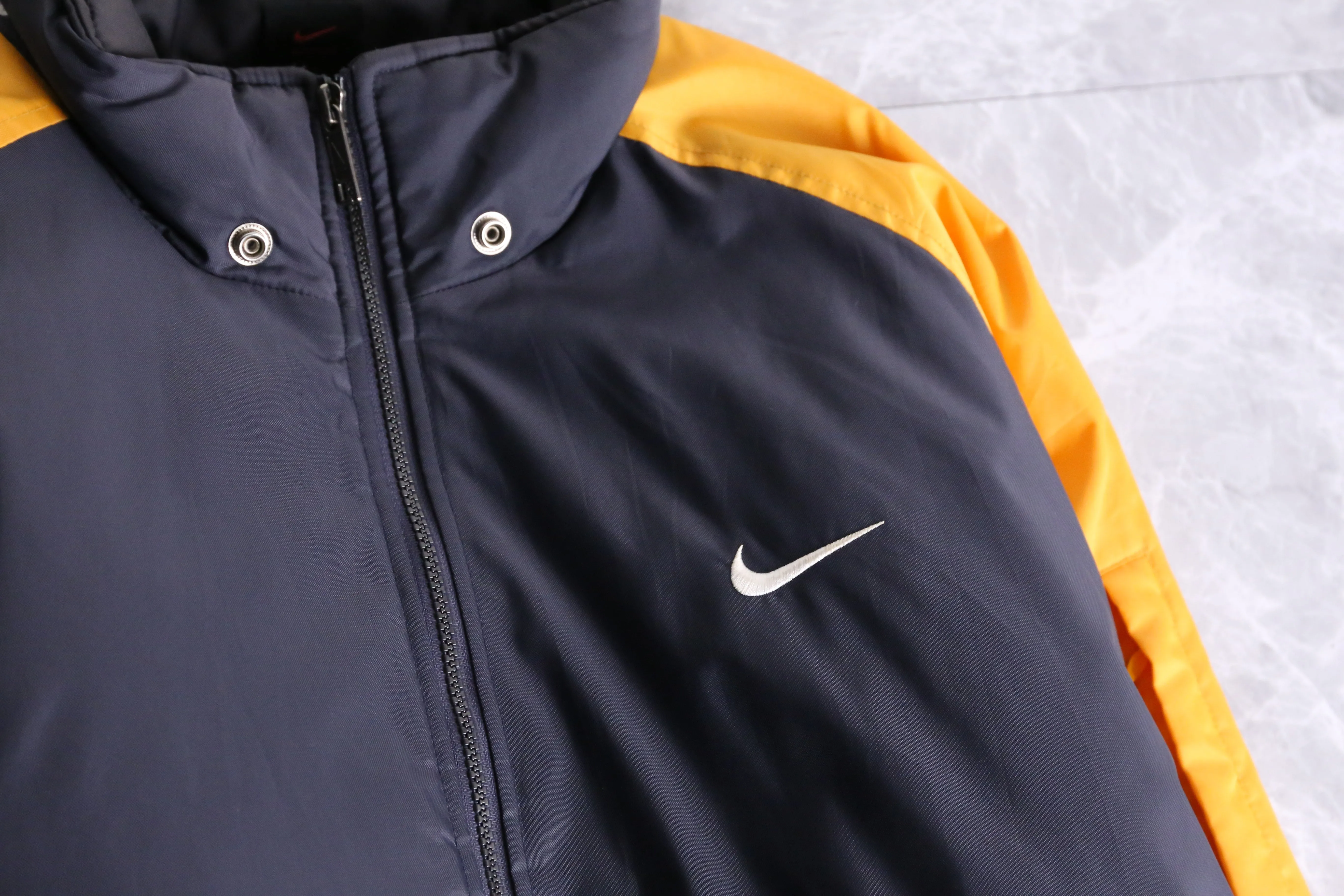 "NIKE" bi-color nylon track jacket