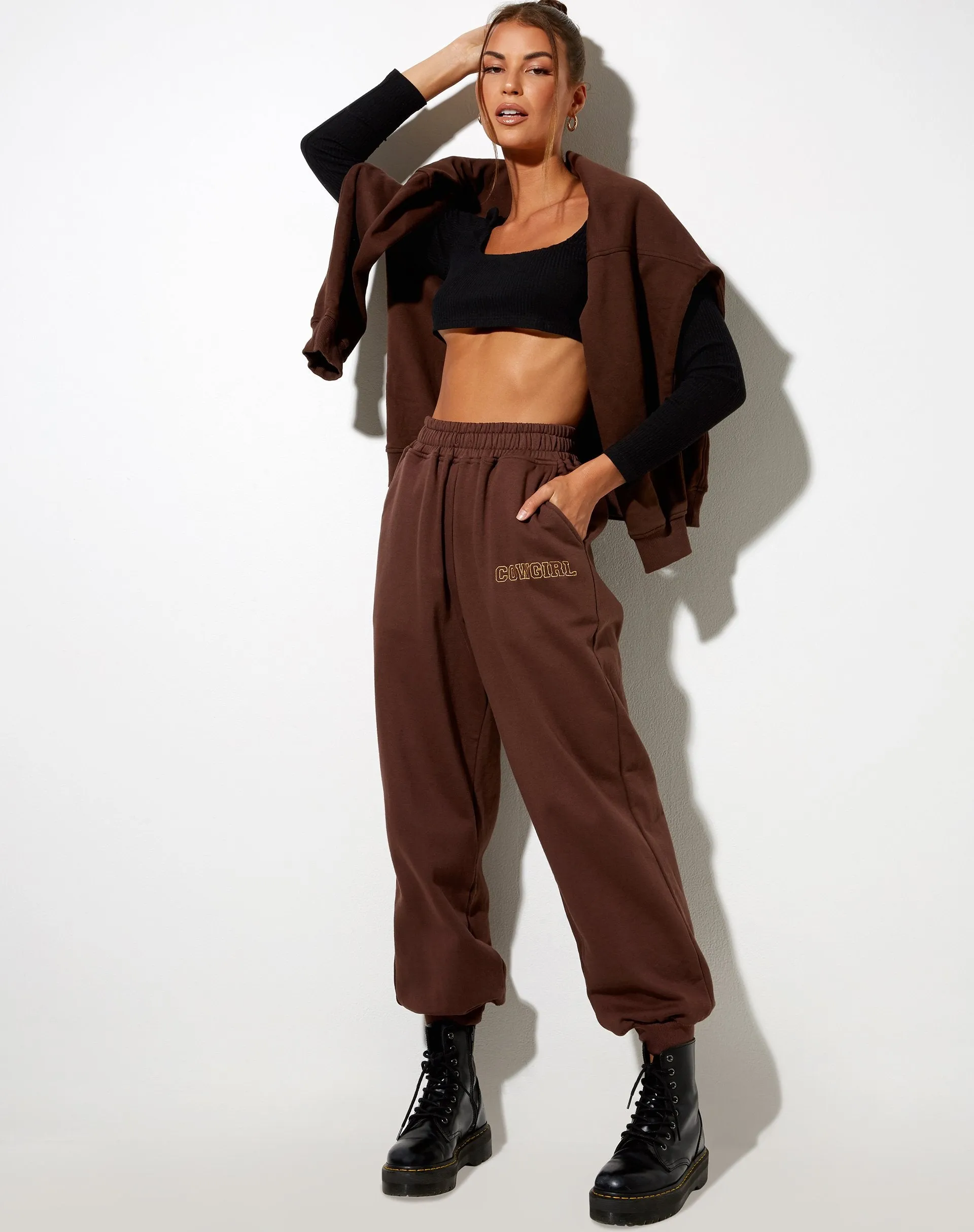 Roider Jogger in Deep Mahogany 'Cowgirl' Gold Embro