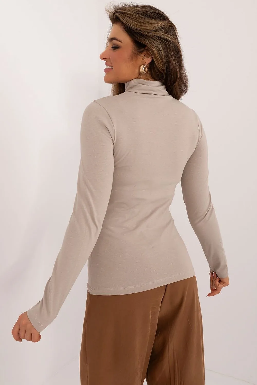 TEEK - Easy Smooth Paired Turtleneck Blouse