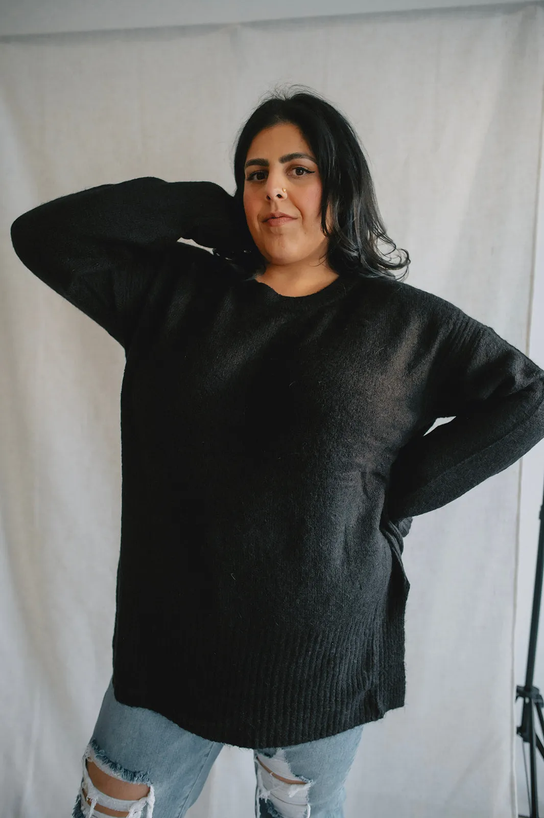 The Kamara Long Sweater - Black