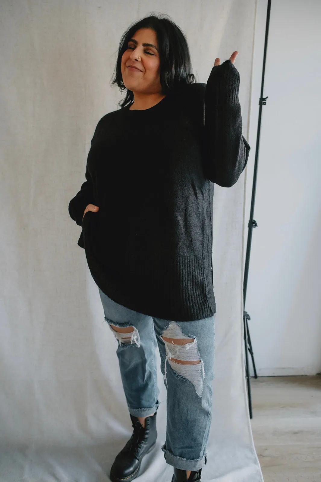 The Kamara Long Sweater - Black