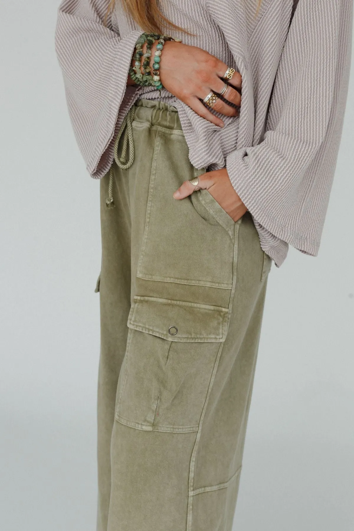 The Nest Cargo Cascade Wide Leg Pants - Olive