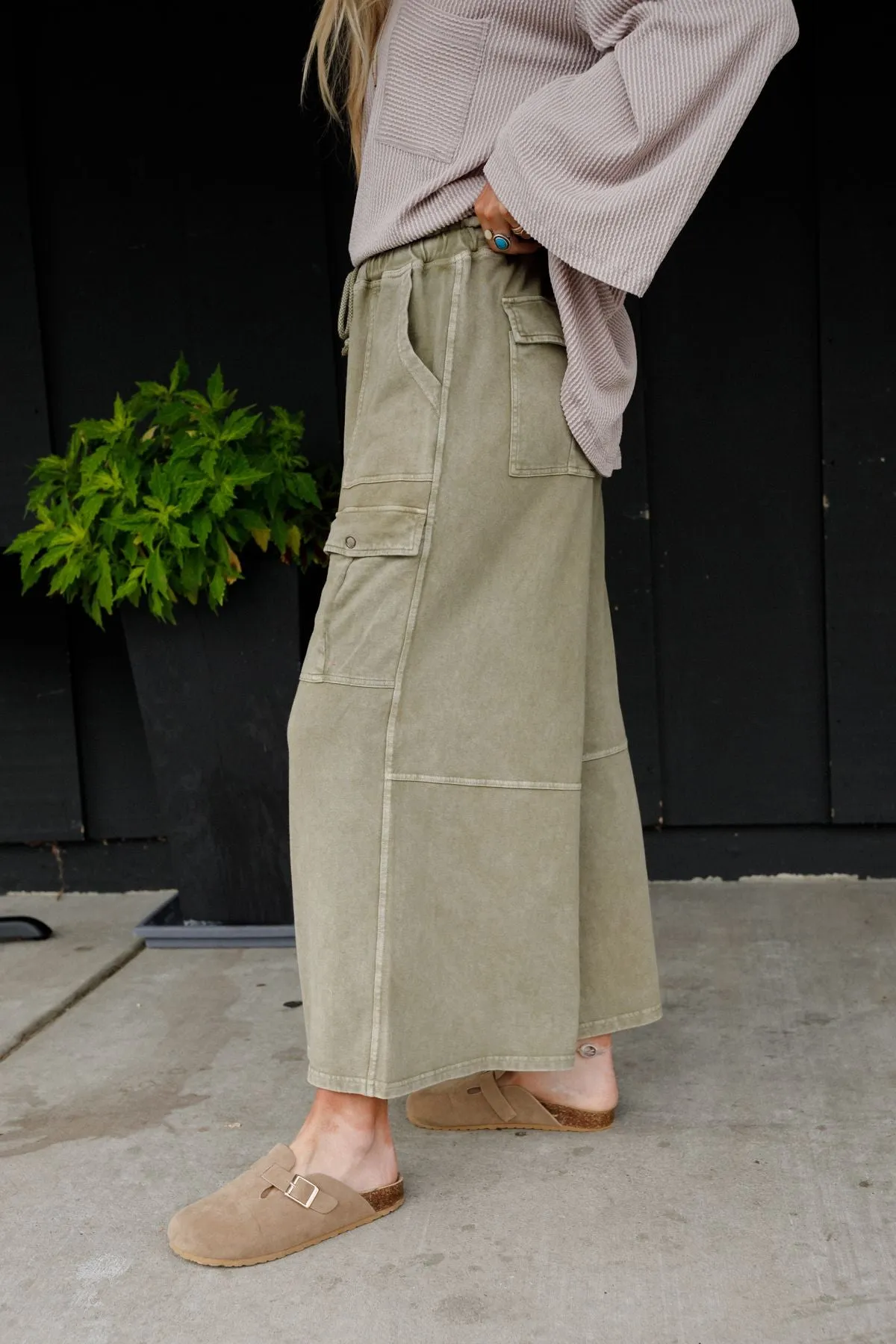 The Nest Cargo Cascade Wide Leg Pants - Olive