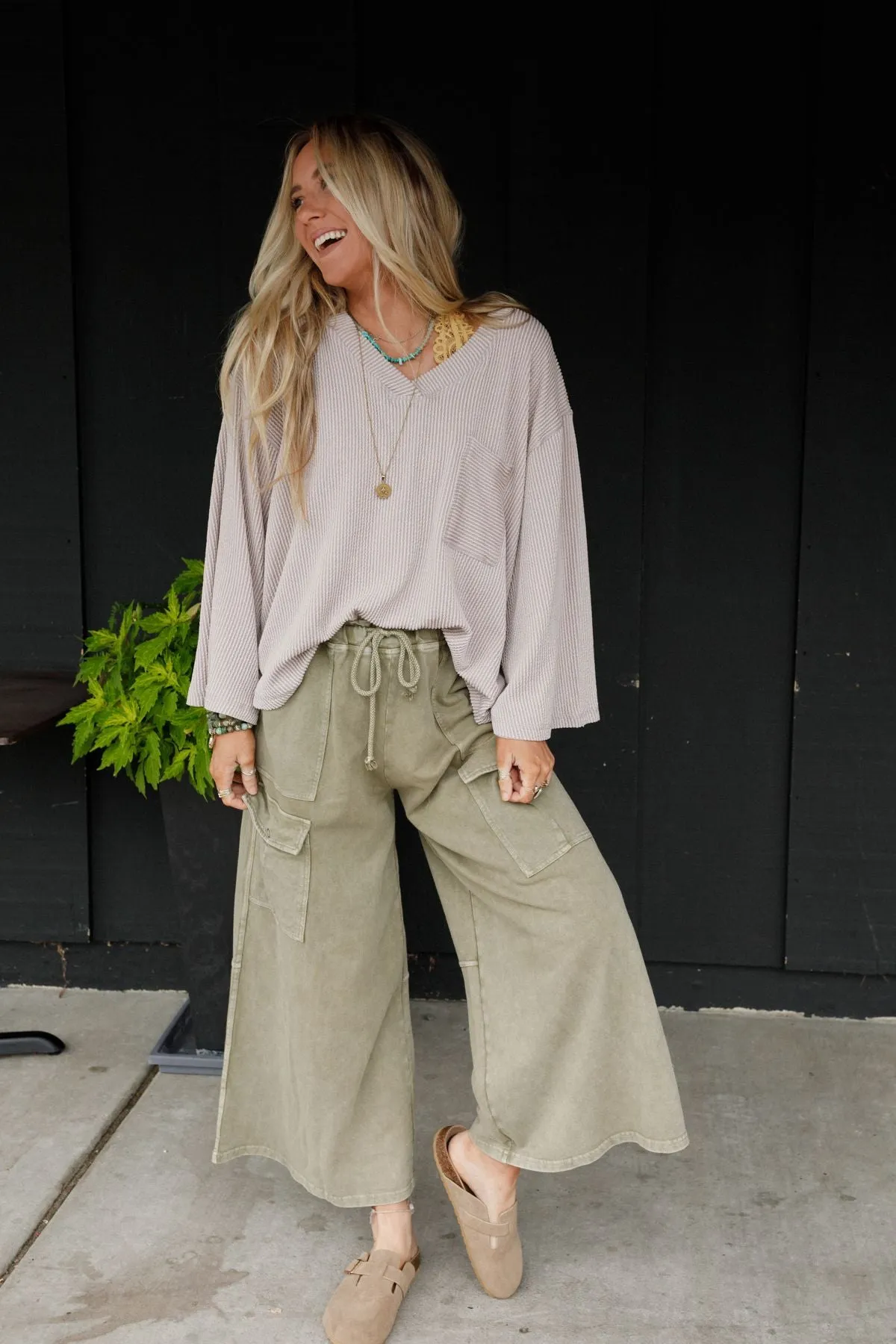 The Nest Cargo Cascade Wide Leg Pants - Olive